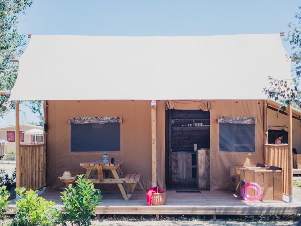 Camping Senia Caballo De Mar 2*